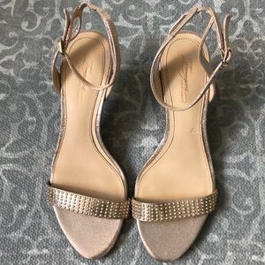 NWOT Imagine Vince Camuto IM Kevil Sparkly Kitten Heel, 8M